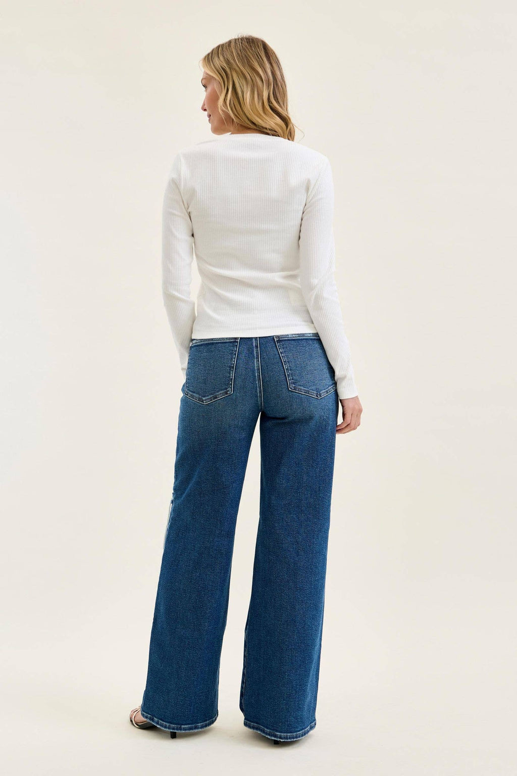 Judy Blue High Waist Rigid Magic Column Straight Destructed with Adjustable Wasitband Tabs, Ineam 33"